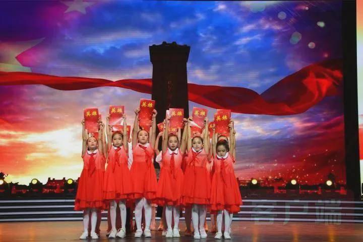 普通农民家庭花几十万供孩子上一个三本有意义吗？游戏画面